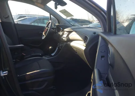 2021 Chevrolet Trax Awd Lt z USA, uszkodzony, nr VIN KL7CJPSB8MB347312